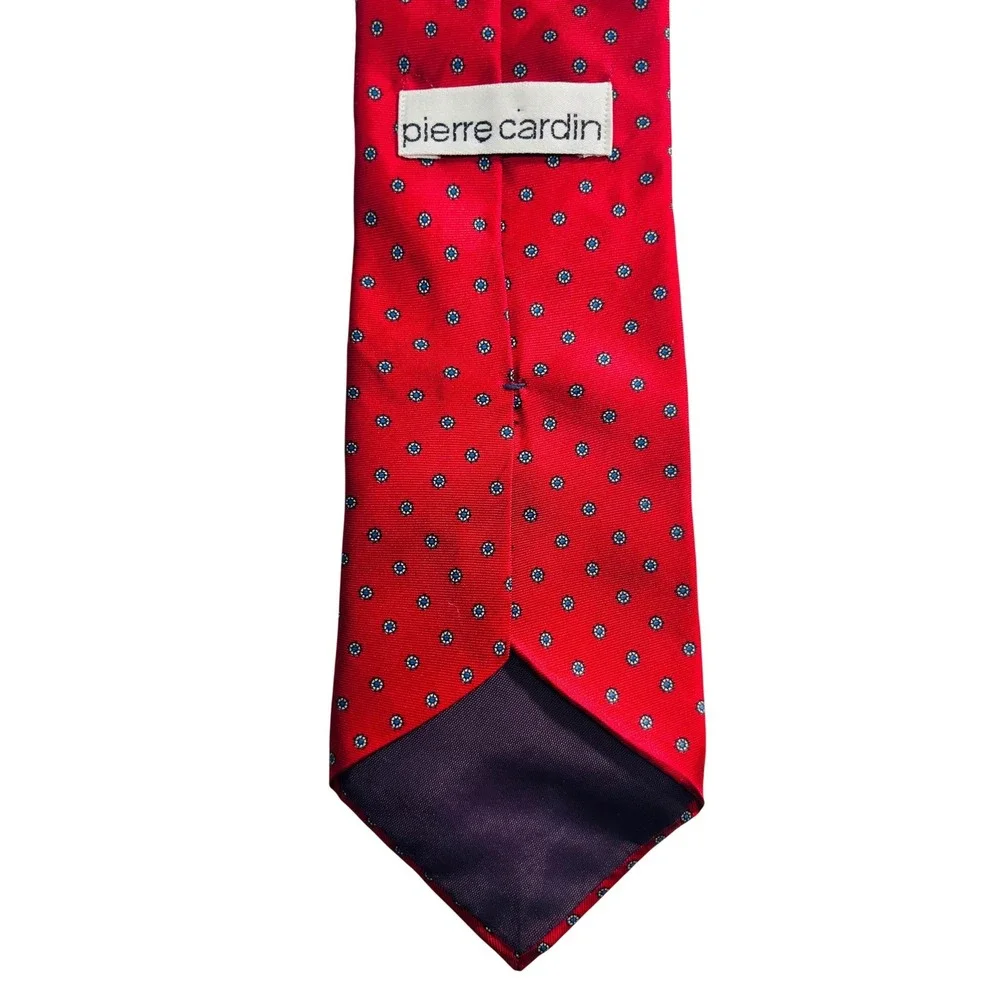 Pierre Cardin Mens Red Medallion Geometric‎ Pattern Classic Necktie Designer Tie